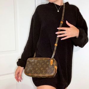 Vintage Louis Vuitton monogram crossbody bag